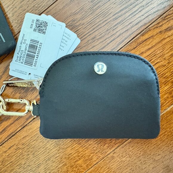 NWT Lululemon Dual Pouch Wristlet Wordmark - Picture 7 of 7